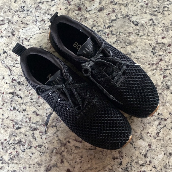Like New Men’s NOBULL mesh trainers. - Picture 2 of 6
